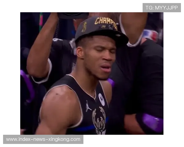 字母哥为退役老将筹款，朋友圈连续点赞不断