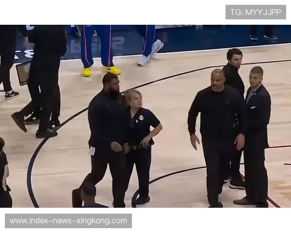 场外事件：球员社交媒体言论引发公关风波与俱乐部回应，nba场外